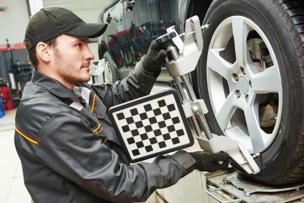 4 TIRE ALIGNMENT